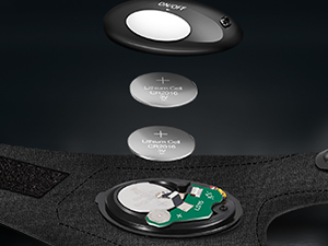 Utilizza due batterie a bottone