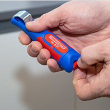 Regolazione della profondità di taglio.