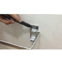 Istruzioni di montaggio mensoline in vetro con barra alluminio 4