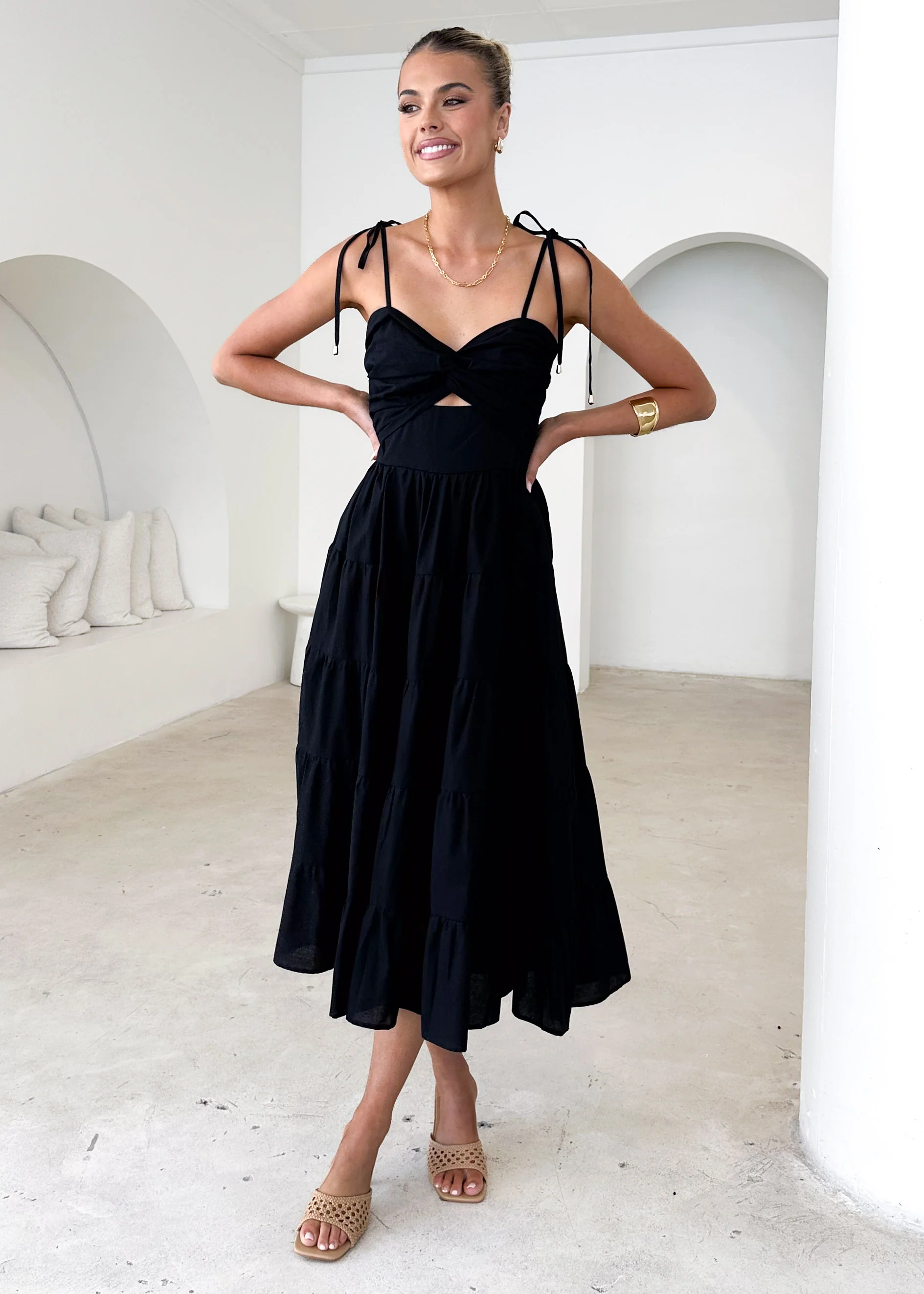 Tallia Midi Dress - Black - Honorern