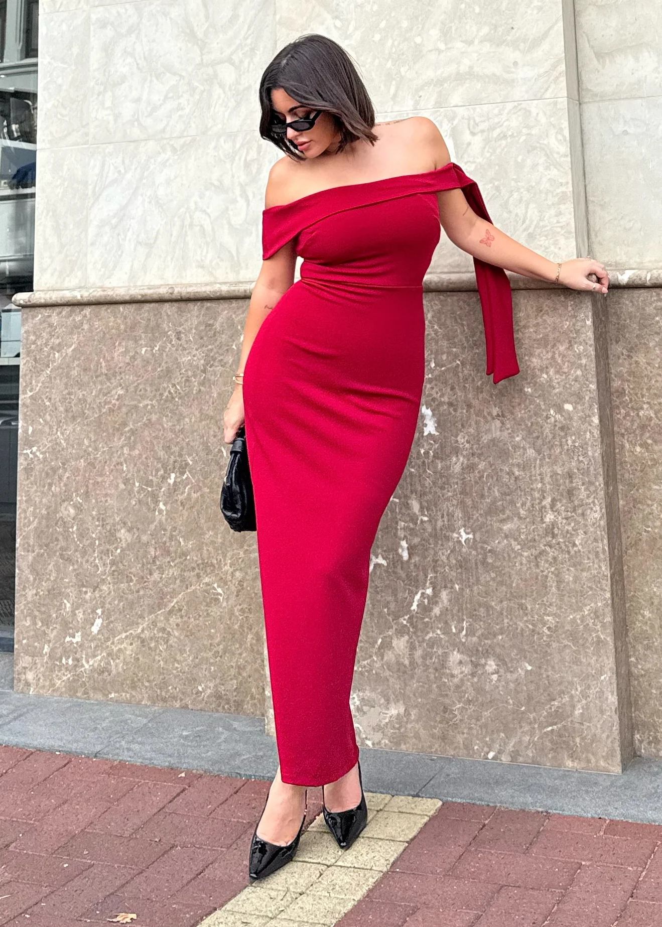 Renia Off Shoulder Maxi Dress - Cherry - Honorern