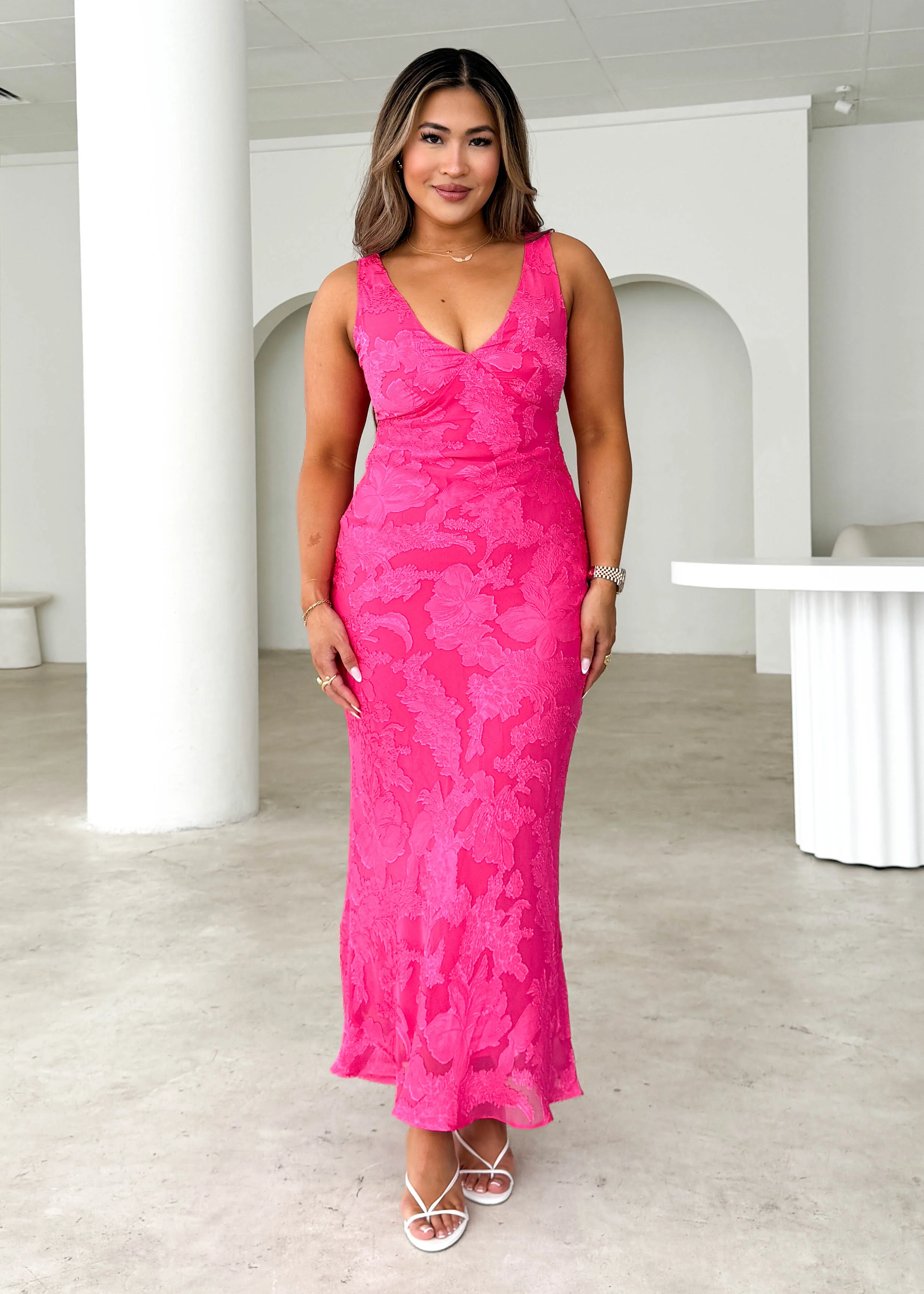 Delfina Maxi Dress - Magenta Lace - Honorern