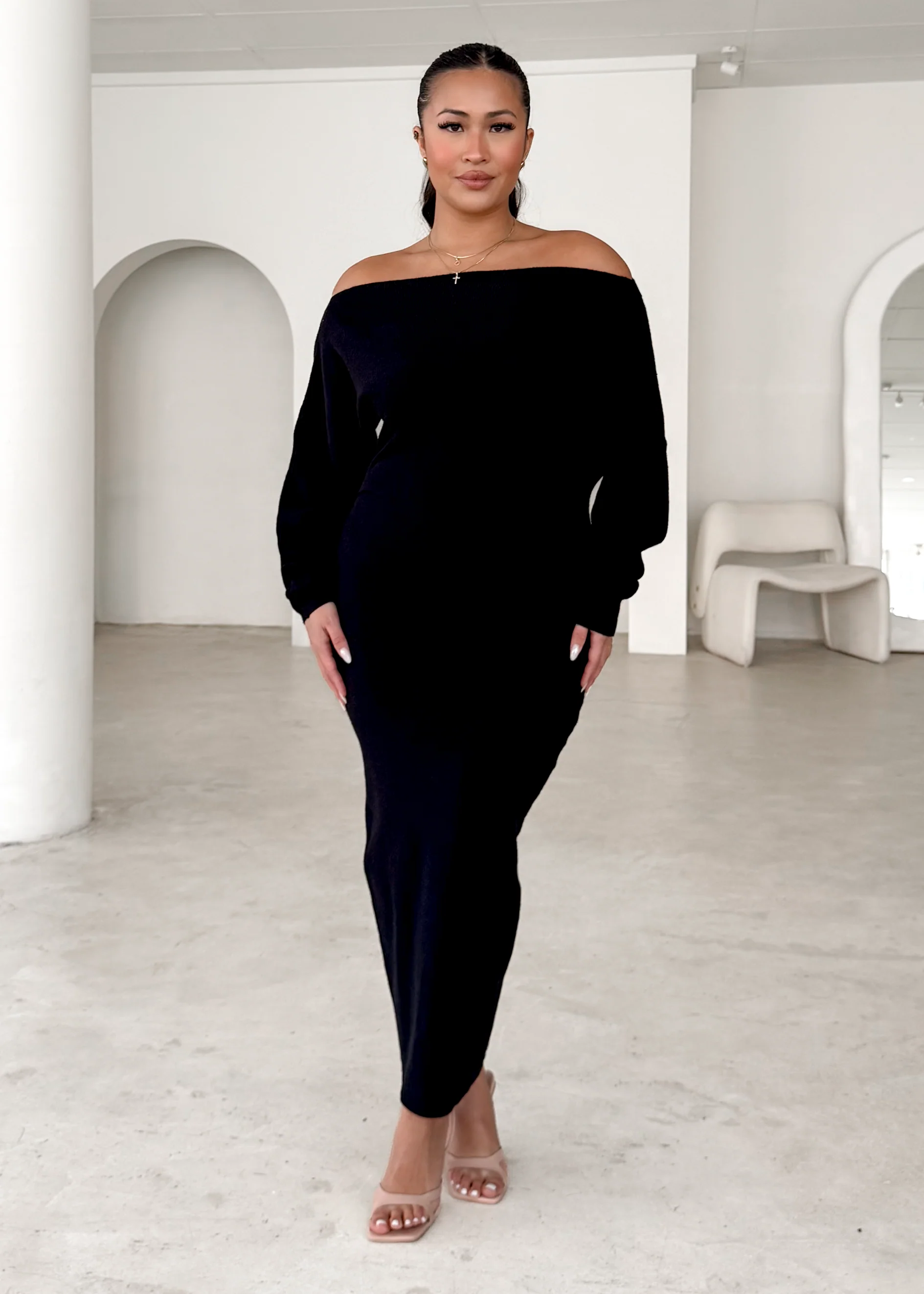 Milena Drop Shoulder Knit Midi Dress - Black - Honorern