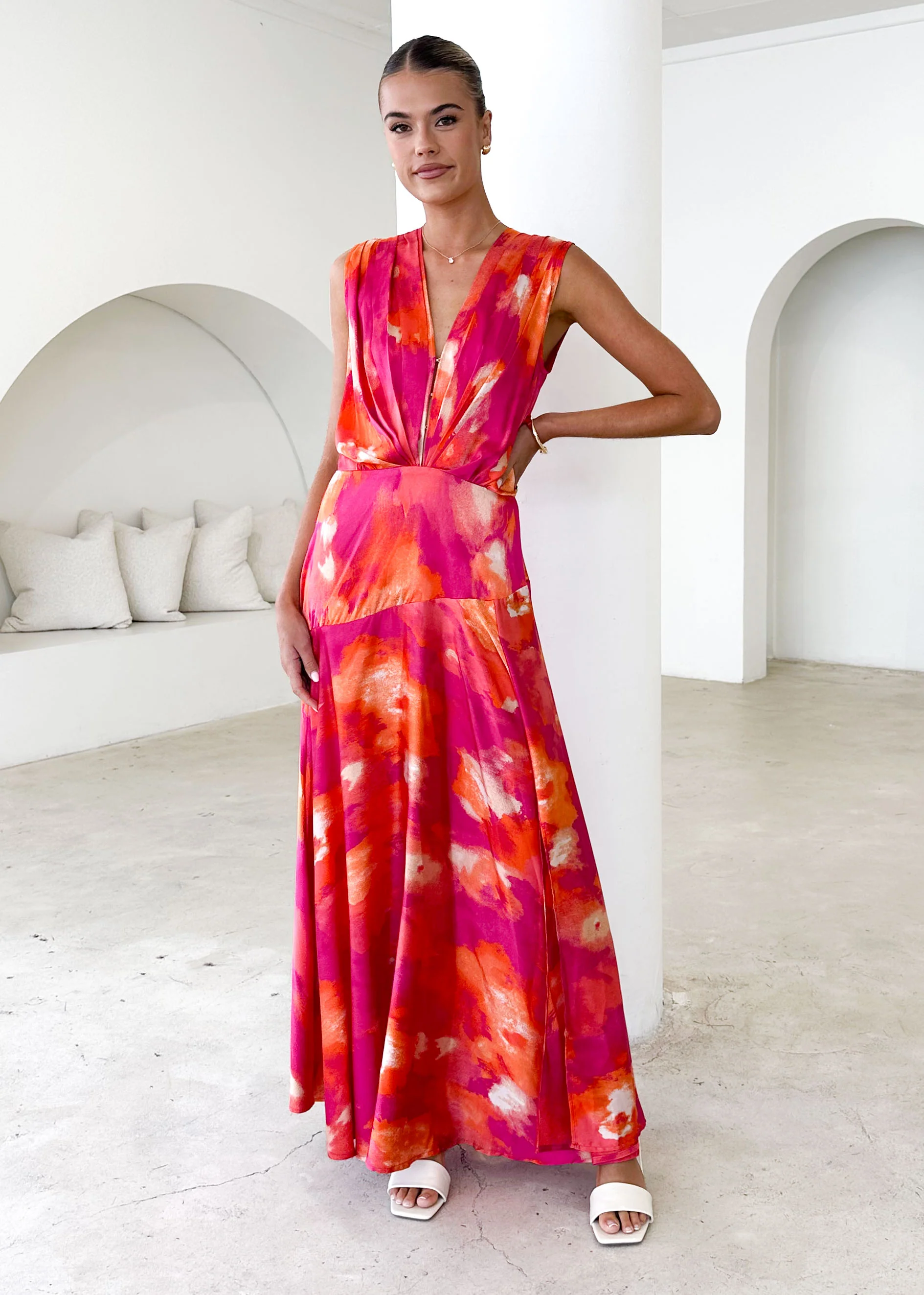 Divinity Maxi Dress - Magenta Splash - Honorern