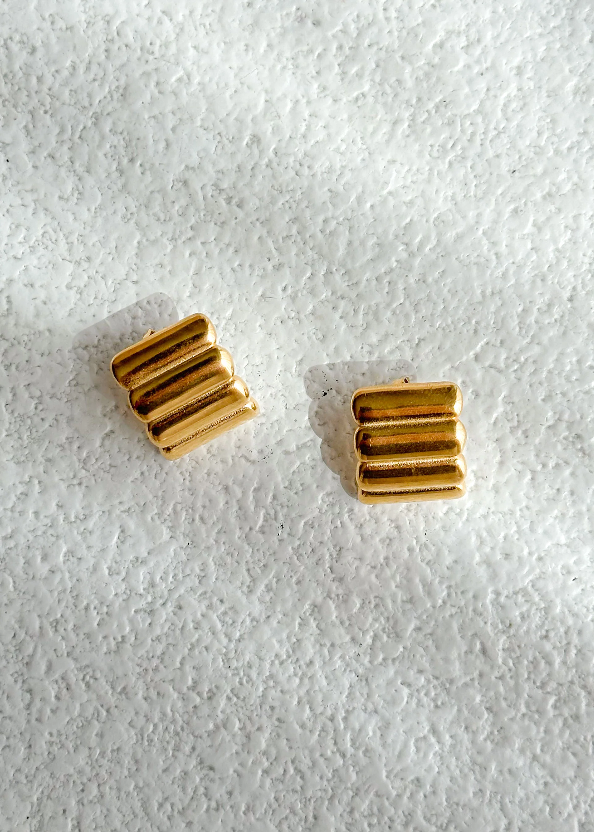 Yoko Earrings - Gold - Honorern