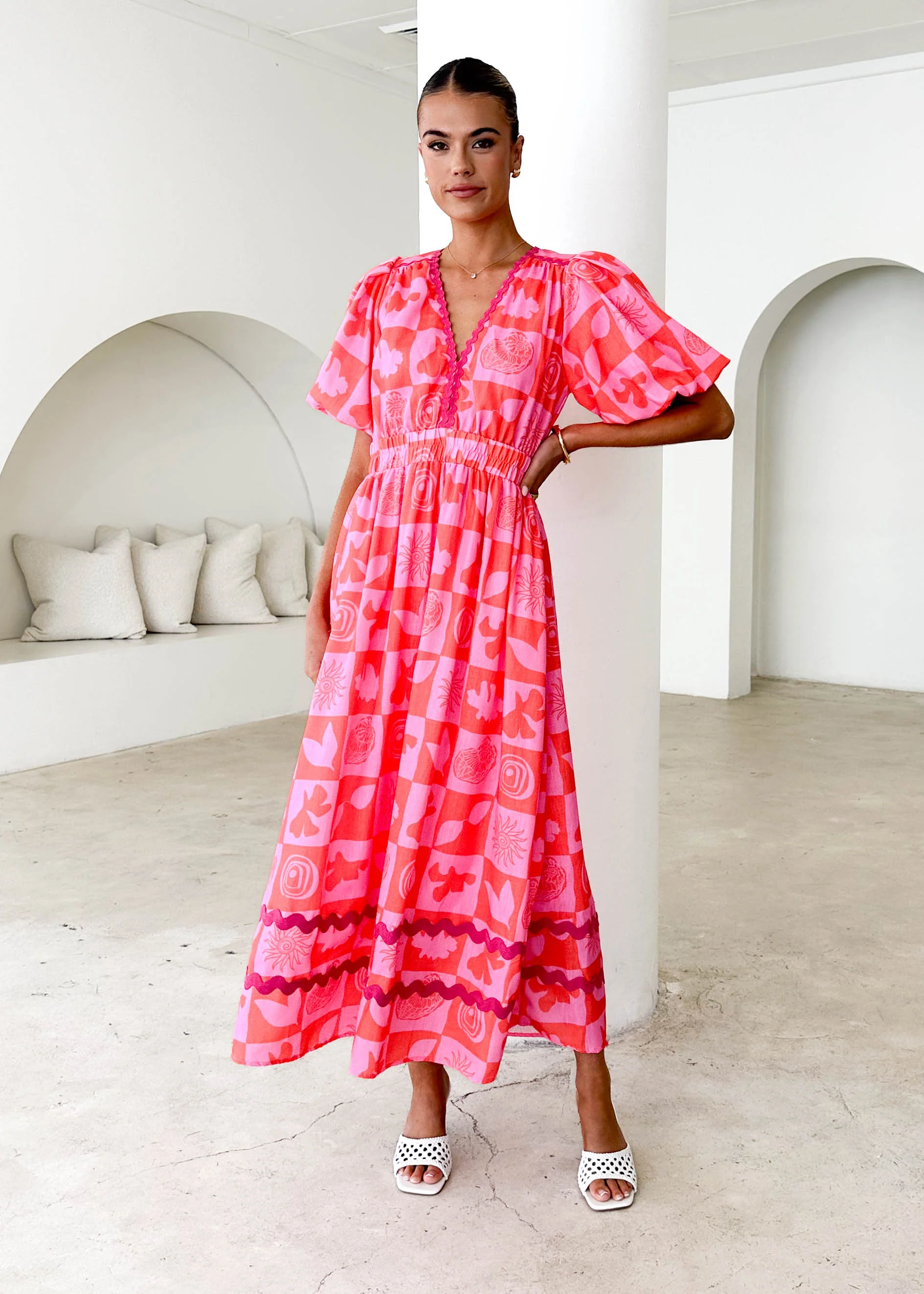 Paislee Maxi Dress - Pink Abstract - Honorern
