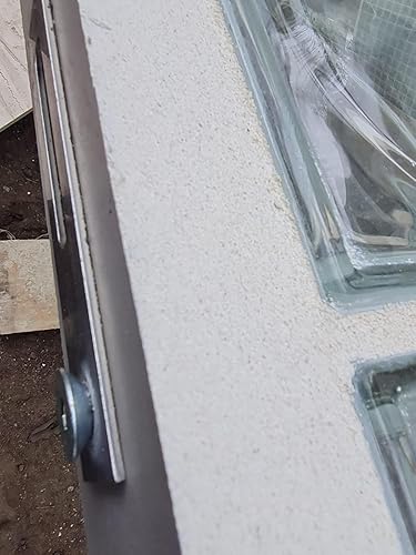 Pannello prefabbricato con cemento idrofugato, uso verticale | N. 18 blocchi di vetro (3x6) mm 190x190x80 ondulato trasparente | Dimensione 670x1270 mm | Unità di vendita: 1 pannello - Honorern