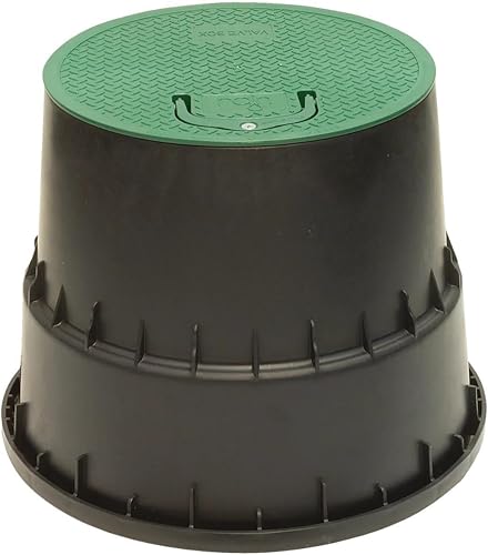 Pozzetto Circolare Con Coperchio Costruito Con Materiale Plastico Resistente Agli Urti, Colore Nero E Coperchio Verde. Studiato Per Uso Residenziale, Adatto Per Alloggio Elettrovalvole, Idranti E Valvole Di Scarico. - Honorern