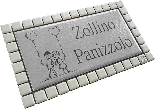 GUIZZO Creart - Targa Personalizzata Nomi/Via in Ceramica, Targhetta Modificabile con Cornice Mosaico, Targhetta Porta Ingresso Numero Civico Esterno Made in Italy 17x9.5H cm, Rosa Scuro/Bianco - Honorern