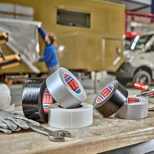 Tesa 60462 Duct Tape - Nastro Americano Telato Extra Forte per Riparazioni, Fissaggio, Imballaggio, Sigillatura, Emergenze, Tutti gli utilizzi - Per interni ed esterni - 50 mm x 50 m (Nero) - Honorern