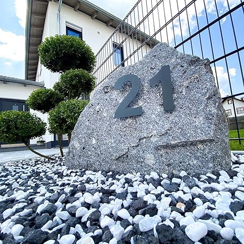 numero civico in acciaio massiccio color antracite, RAL 7016, struttura fine verniciata a polvere, scritta Arial, altezza 20 cm, numero 3 - Honorern