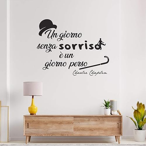 Bizarre Creations | Adesivi Murali Da Parete 80x60cm, Scritte Adesive Italiane, Adesivo Pareti Camera Da Letto Cucina Soggiorno, Charlie Chaplin: Un Giorno Senza Un Sorriso È Un Giorno Perso , (Nero) - Honorern